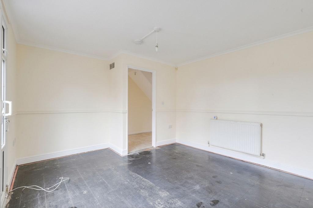 House in Nottingham, Bilborough - View 4