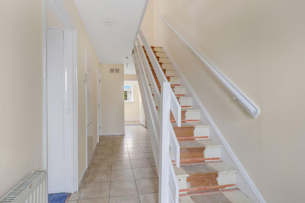 House in Nottingham, Bilborough - View 5