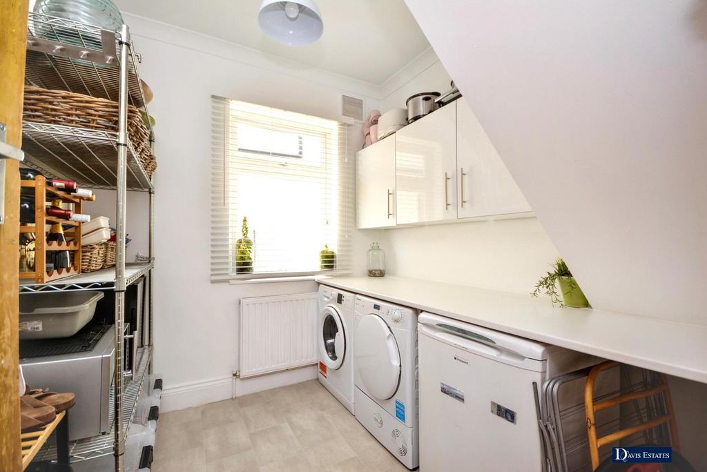 Utility room, utility