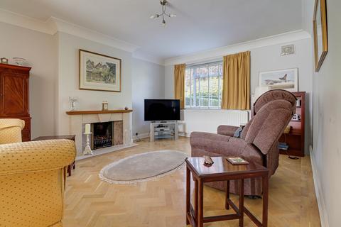 2 bedroom flat for sale, Woodstock Road North, St Albans, AL1