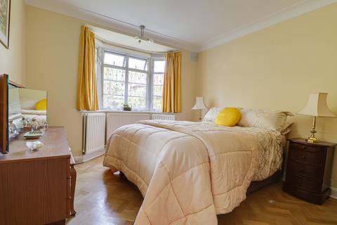 2 bedroom flat for sale, Woodstock Road North, St Albans, AL1