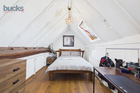 4 bedroom barn conversion for sale, Hedgerley Lane, Gerrards Cross, SL9