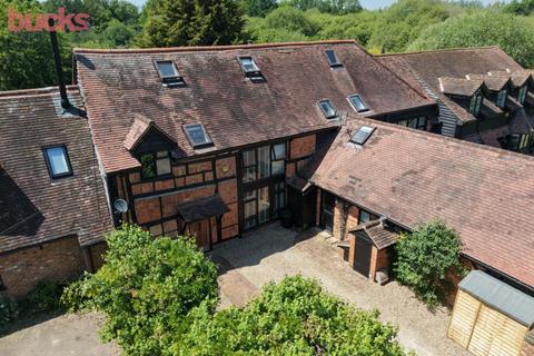 4 bedroom barn conversion for sale, Hedgerley Lane, Gerrards Cross, SL9