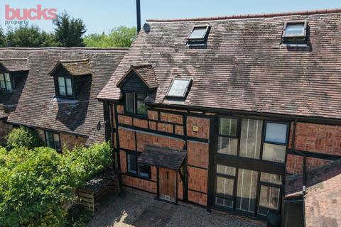 4 bedroom barn conversion for sale, Hedgerley Lane, Gerrards Cross, SL9