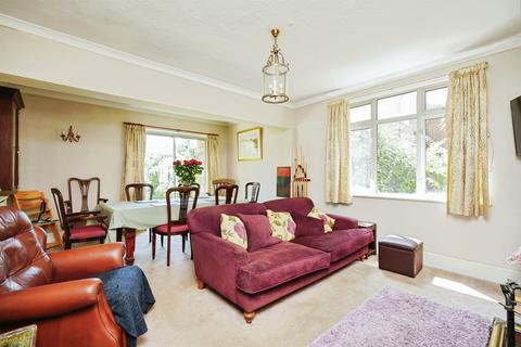3 bedroom detached house for sale, Victoria Road, Bicester