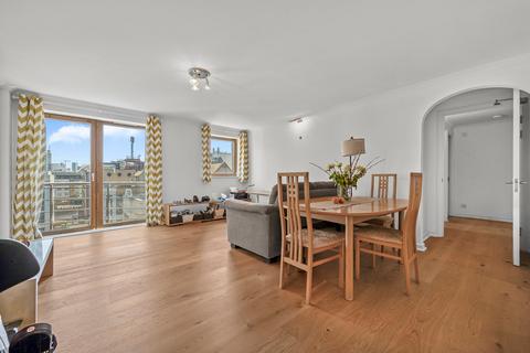 2 bedroom flat for sale, Meridian Place, London, E14