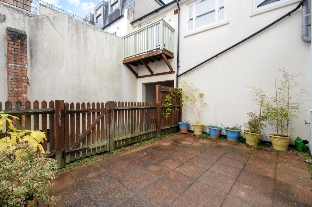 Gloucester Road Brighton BN1 – pohled 2