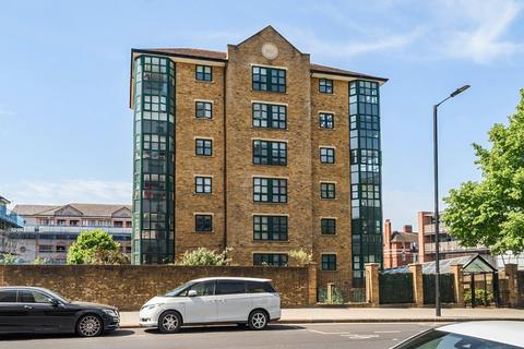 2 bedroom flat for sale, Lisson Grove, London, NW8