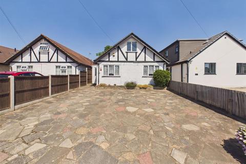 3 bedroom detached bungalow for sale, Pield Heath Road, Uxbridge UB8