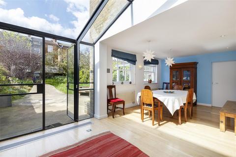 undefined, Hammersmith Grove, London W6
