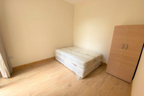 undefined, Shrewsbury Road, London E7