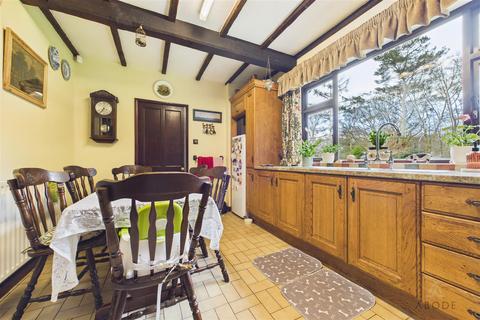 4 bedroom detached house for sale, Thorney Edge Road, Bagnall ST9