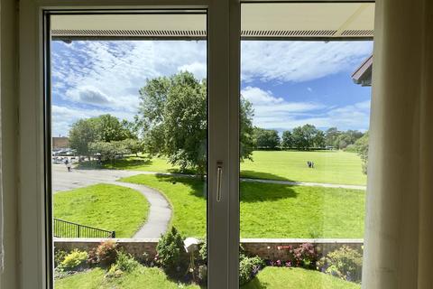 1 bedroom apartment for sale, Dale Avenue, Heswall, Wirral, CH60