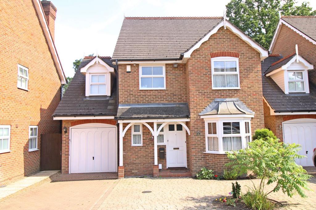 Detached house exterior, driveway, garage