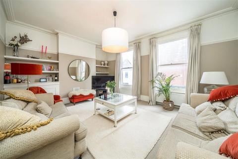Morrish Road, London SW2