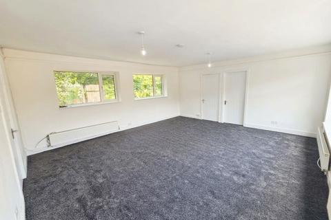 1 bedroom flat to rent, Richmond St, Ashton Under Lyne OL6