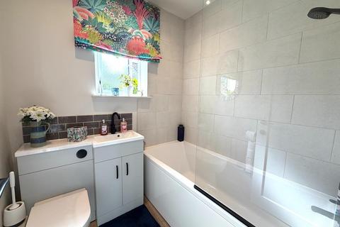 2 bedroom bungalow for sale, Leigh Furlong Road, Street
