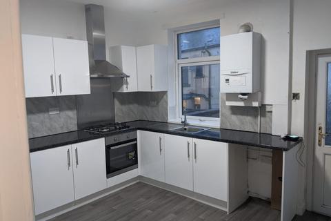 2 bedroom terraced house to rent, Laburnum Street, Haslingden BB4