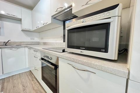 Studio to rent, Earlham Road, NORWICH