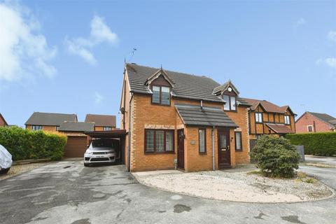 2 bedroom semi-detached house for sale, Howdale Road, Hull