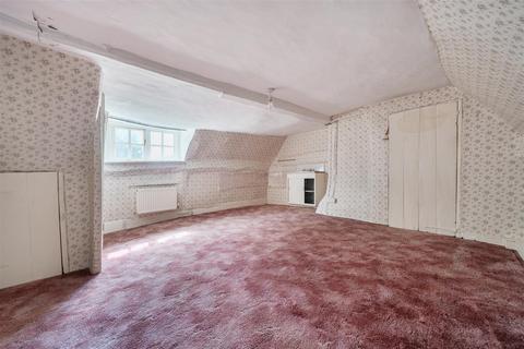 6 bedroom cottage for sale, St. Johns Road, Moggerhanger, Bedford