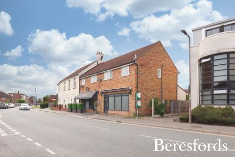 Station Road, West Horndon, CM13