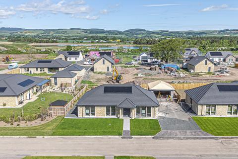 3 bedroom detached bungalow for sale, 6 Killoch Burn Crescent, Balado. Kinross