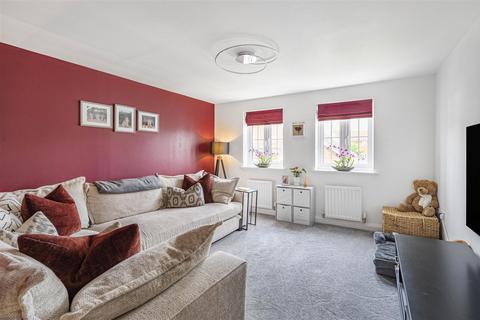 4 bedroom terraced house for sale, Sarnia Close, Peacehaven
