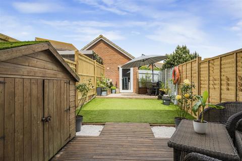 4 bedroom terraced house for sale, Sarnia Close, Peacehaven