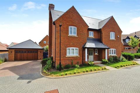 4 bedroom detached house for sale, Honeysuckle Copse, Bracknell RG42