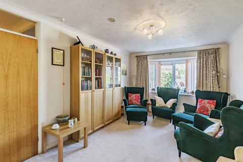 1 bedroom apartment for sale, St Ives, Pound Hill RH10