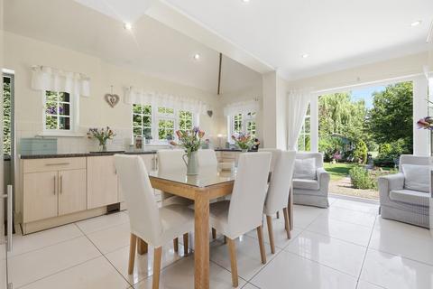 3 bedroom cottage for sale, Sporehams Lane, Chelmsford CM3