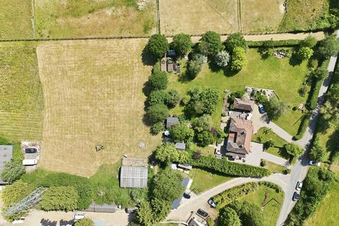 3 bedroom cottage for sale, Sporehams Lane, Chelmsford CM3