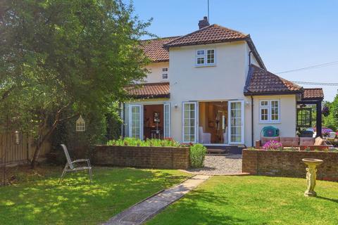 3 bedroom cottage for sale, Sporehams Lane, Chelmsford CM3