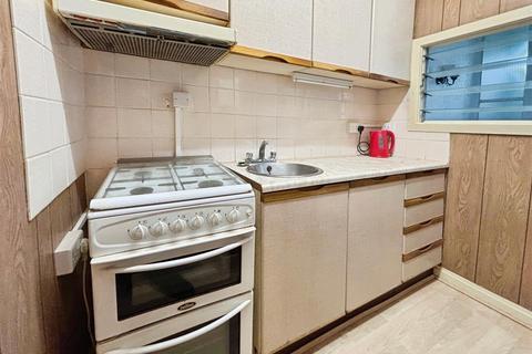 2 bedroom terraced house for sale, Granville Place, Bradford BD15