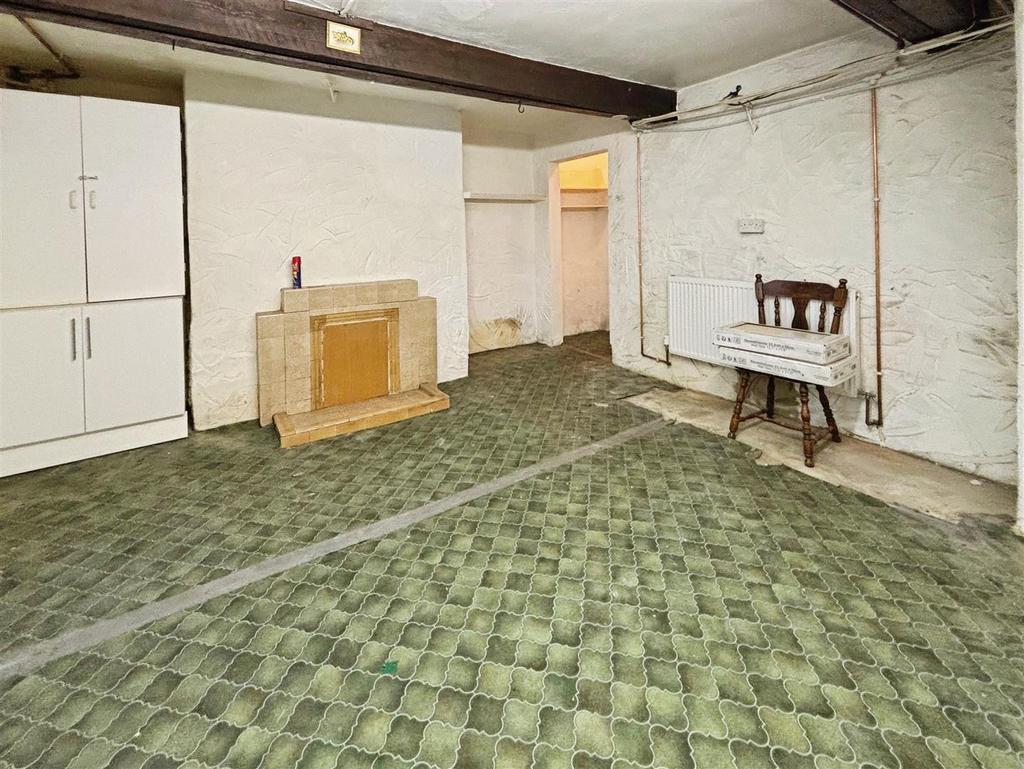 Cellar/Utility Room