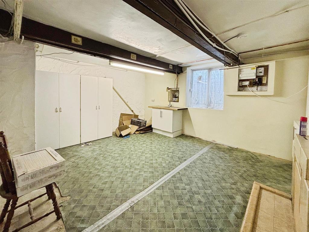 Cellar/Utility Room