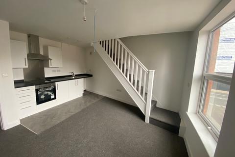 1 bedroom flat to rent, Dove House, Stockport, SK1