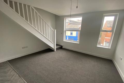 1 bedroom flat to rent, Dove House, Stockport, SK1