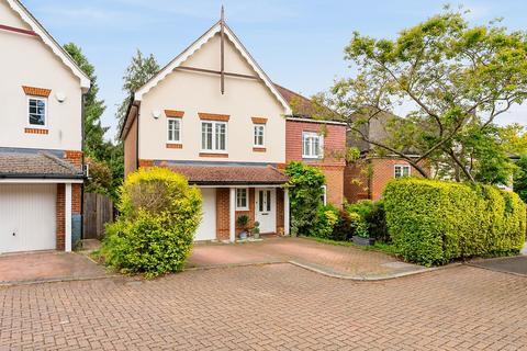 Charlotte Close, Reading, RG4