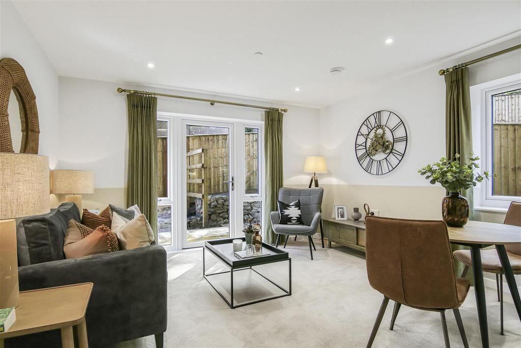 Lounge/Dinning