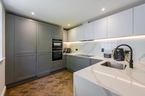 2 bedroom flat for sale, Woodlands Road, Bromley, BR1
