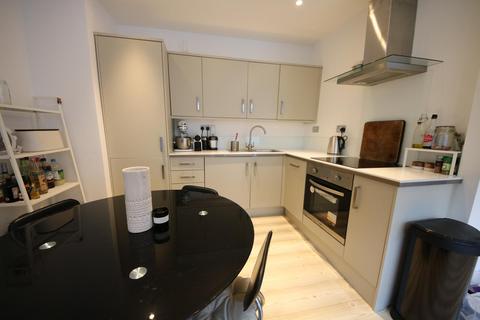 2 bedroom apartment to rent, Mowlem Street, London, E2