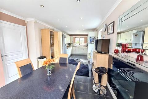 4 bedroom detached house for sale, Hackney Way, Westbury