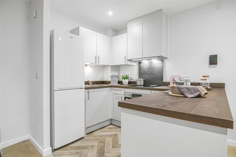 1 bedroom retirement property for sale, Bradford Road, Bradford BD10