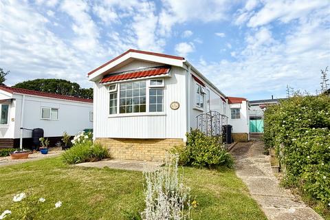 1 bedroom detached bungalow for sale, Folly Lane, East Cowes