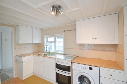 1 bedroom detached bungalow for sale, Folly Lane, East Cowes