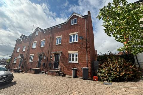 1 bedroom in a house share to rent, Millgrove, Swindon