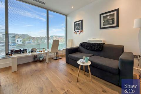 Studio to rent, Staines Road, Hounslow TW3