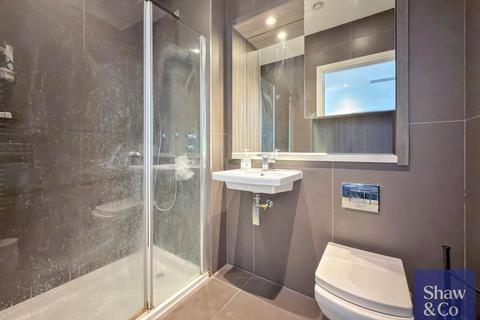 Studio to rent, Staines Road, Hounslow TW3